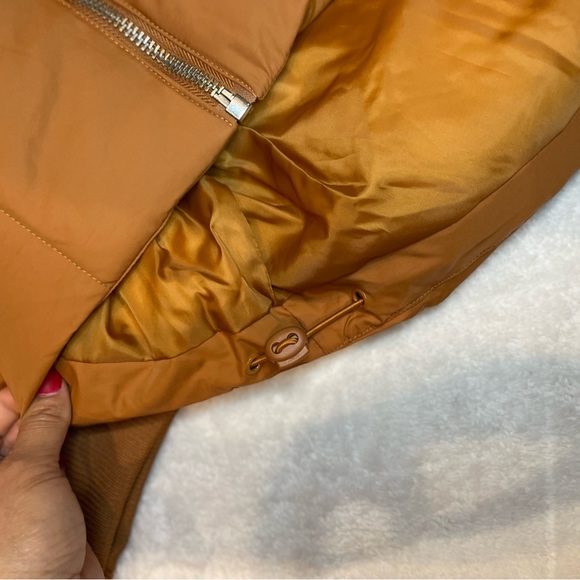 Urban Outfitters UO Izzy Hooded Ultra-cozy Puffer Jacket Color Beige - Picture 12 of 15